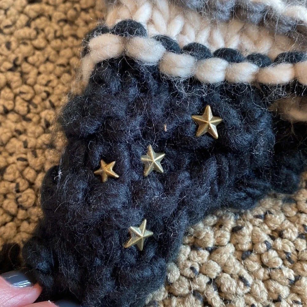 NWOT Hand Knit Chunky Pom Pom Hat with Embellishments